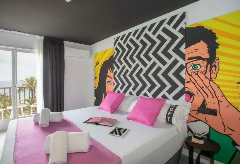 اتاق استاندارد با بالکن و چشمانداز دریا, Casual Pop Art Benidorm