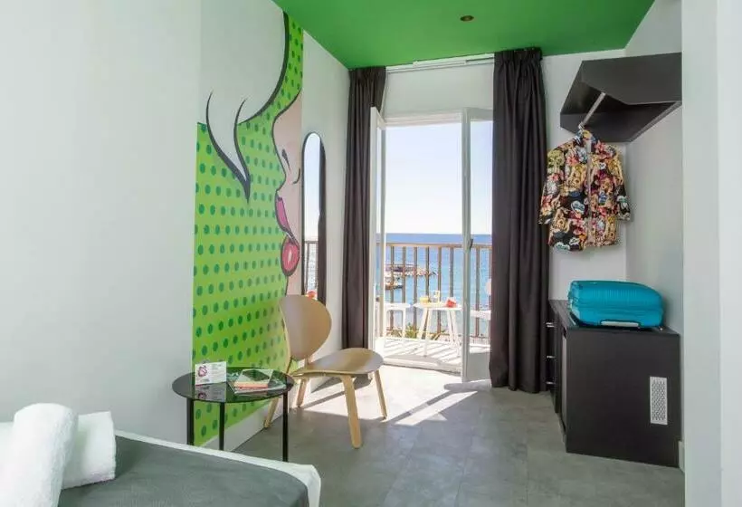 اتاق استاندارد با بالکن و چشمانداز دریا, Casual Pop Art Benidorm