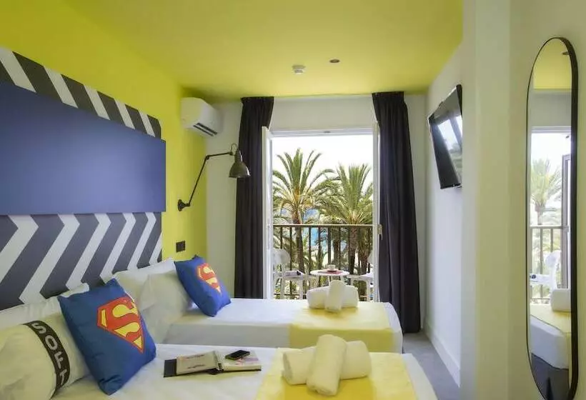اتاق استاندارد با بالکن و چشمانداز دریا, Casual Pop Art Benidorm