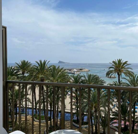 스탠다드 4인용 룸 바다전망, Casual Pop Art Benidorm