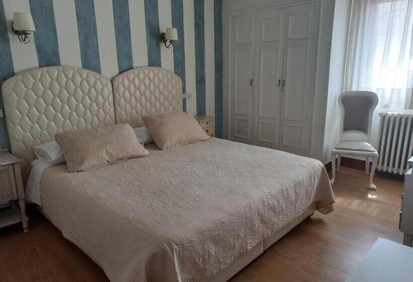 غرفة قياسية, Marina