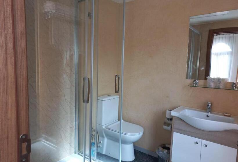 غرفة قياسية, Marina