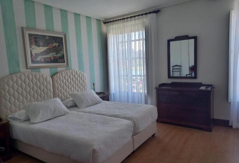 غرفة سوبيريور, Marina