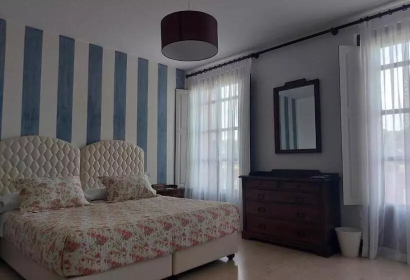 اتاق سوپریور, Marina