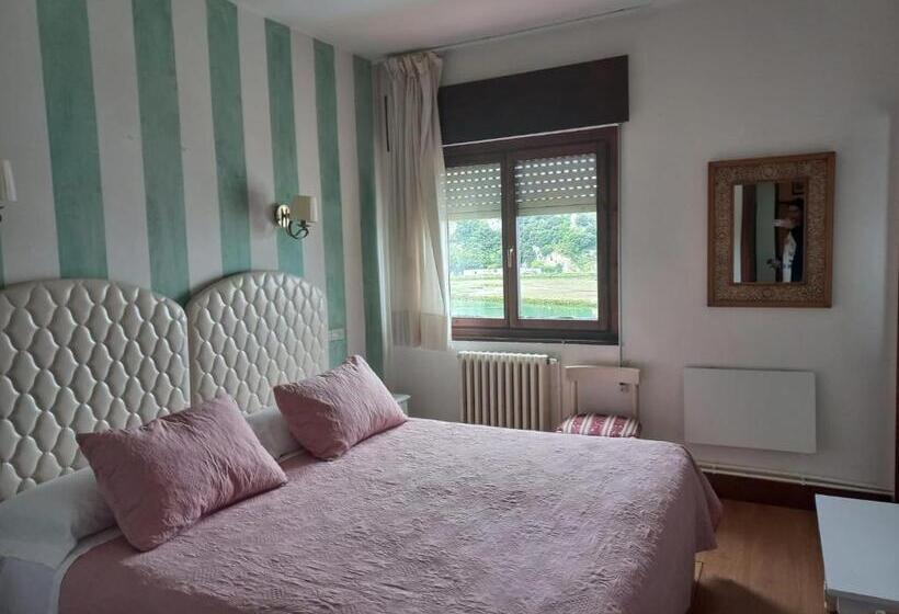 غرفة قياسية ذات إطلالة, Marina