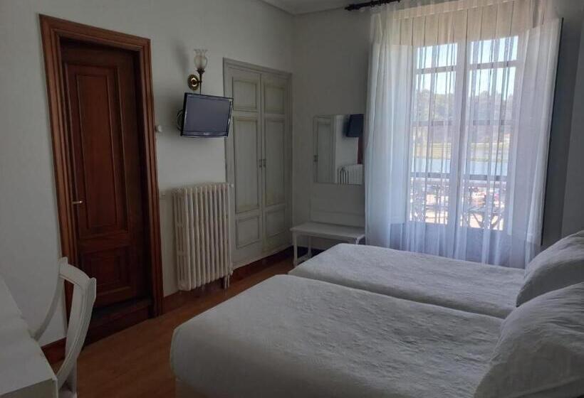 غرفة قياسية ذات إطلالة, Marina