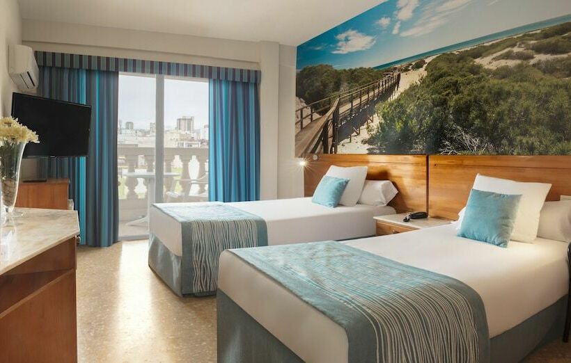 可看到停车场的标准间, Magic Cristal Park - All Inclusive