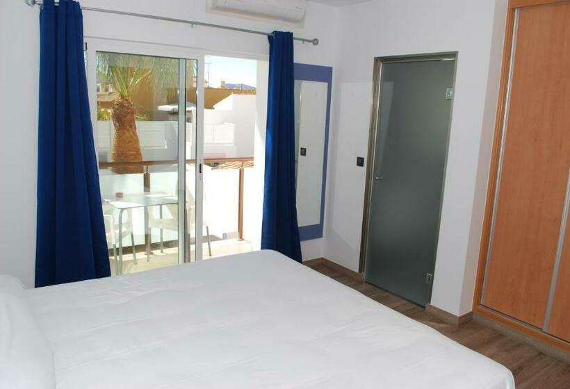 اتاق استاندارد با بالکن, Moli Boutique