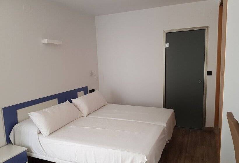 اتاق استاندارد با بالکن, Moli Boutique