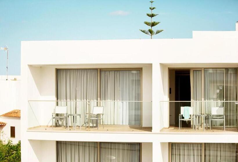 سوییت جونیور با بالکن, Monsuau Cala D Or Hotel 4 Sup   Adults Only
