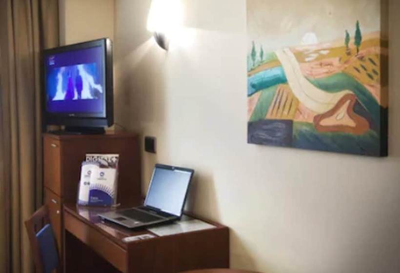 اتاق استاندارد, Nuevo Torreluz