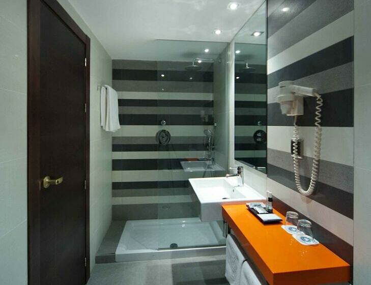 اتاق استاندارد, Nuevo Torreluz