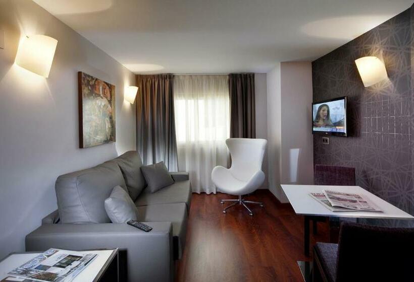 سوییت جونیور, Nuevo Torreluz