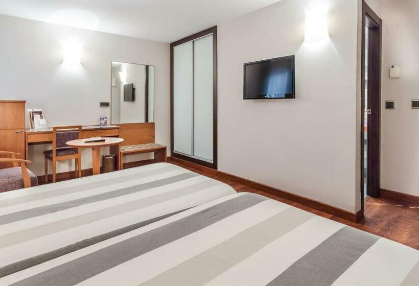 اتاق سوپریور, Nuevo Torreluz