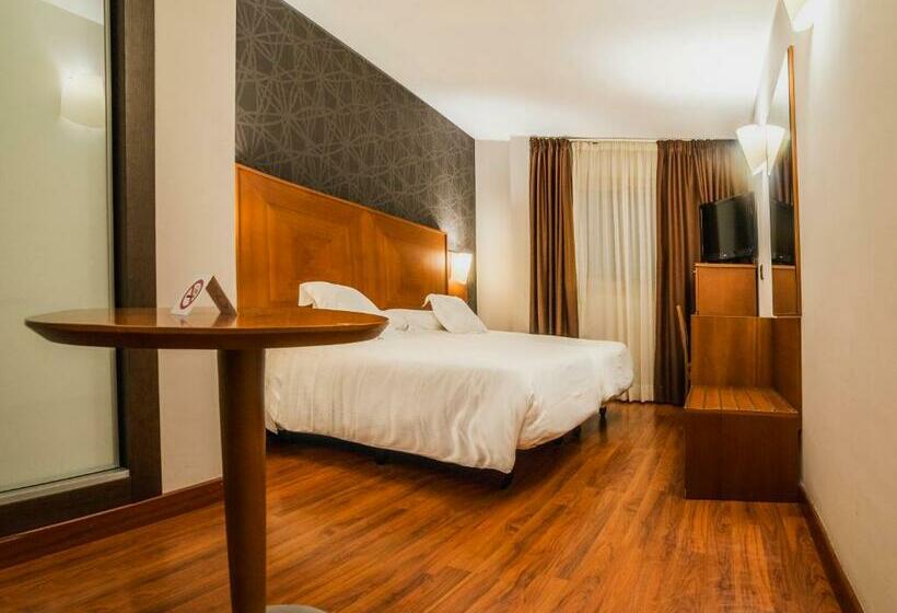 اتاق استاندارد, Nuevo Torreluz