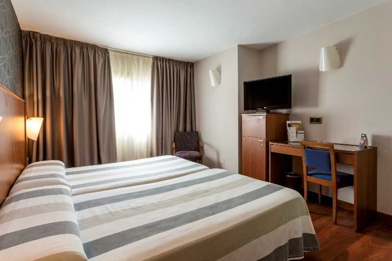 اتاق استاندارد, Nuevo Torreluz