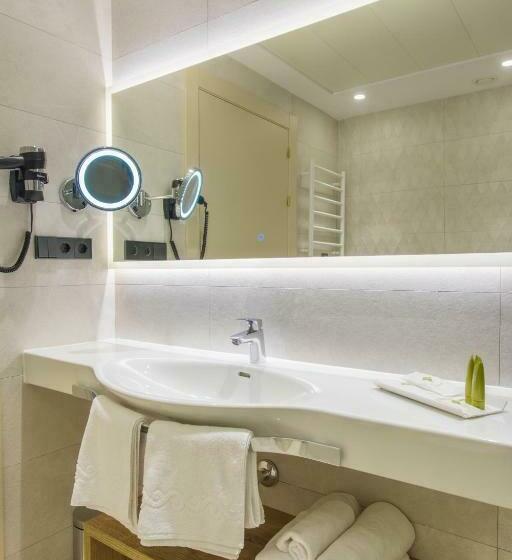 Номер Стандарт Вид на Город, Presidente 4 Sup