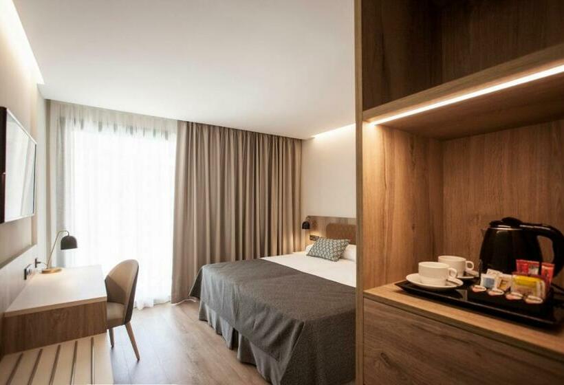 Номер Стандарт Вид на Город, Presidente 4 Sup