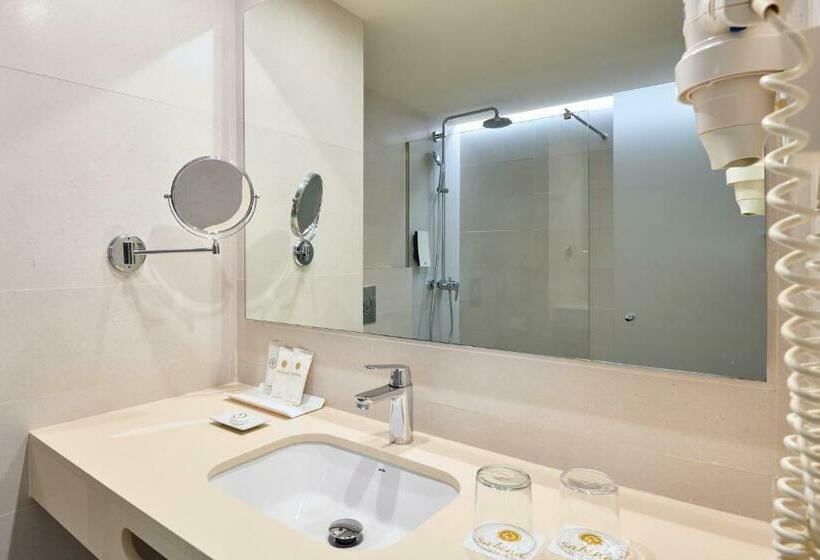 标准间, Sabina Playa