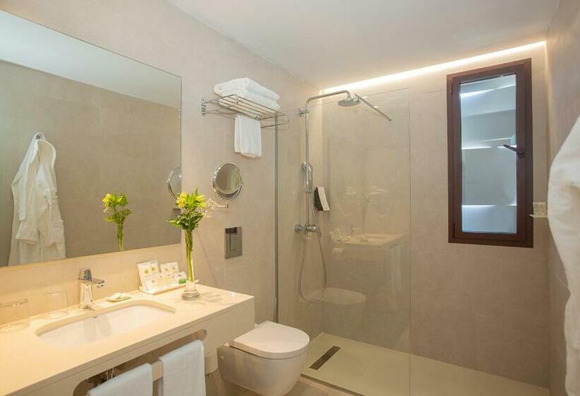 标准间, Sabina Playa