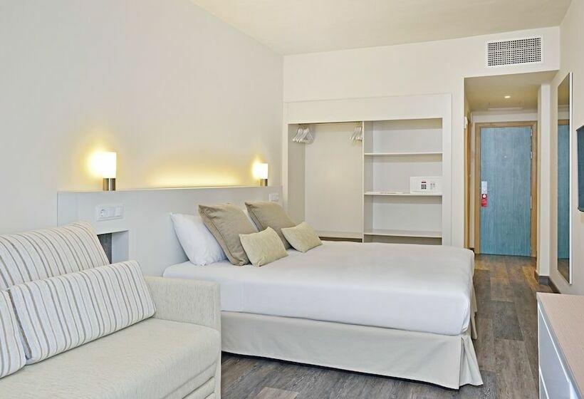 اتاق استاندارد با چشمانداز استخر, Sol Barbados