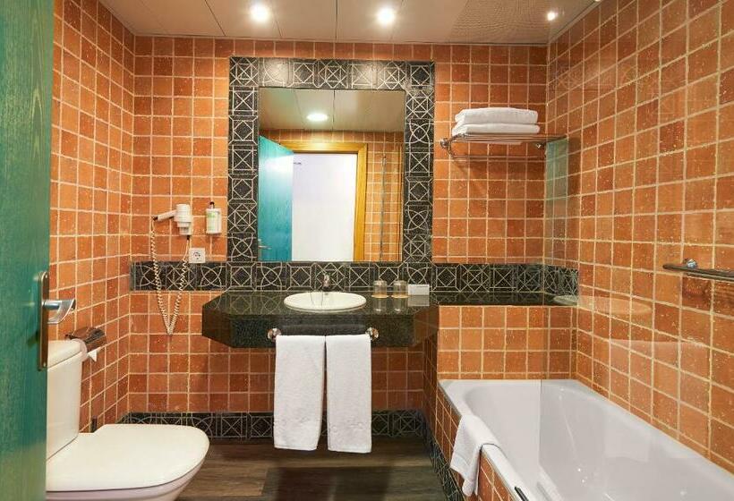 اتاق خانوادگی, Sol Barbados