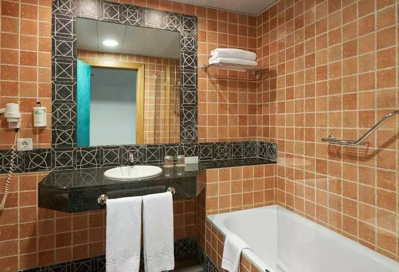 Camera Familiare, Sol Barbados