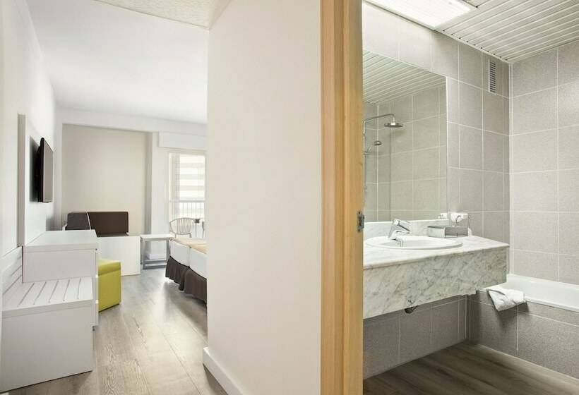 标准间, Sol Pelicanos Ocas