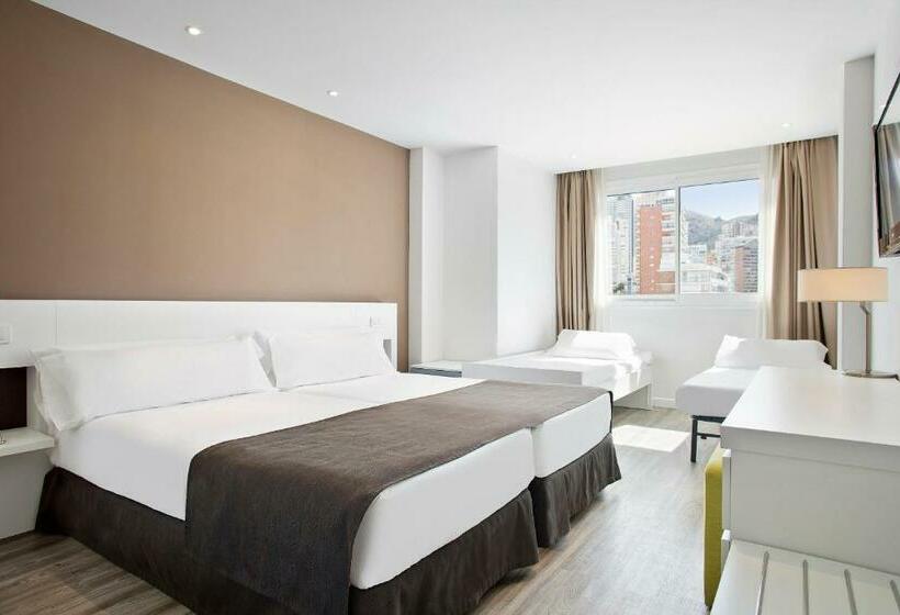 家庭间, Sol Pelicanos Ocas