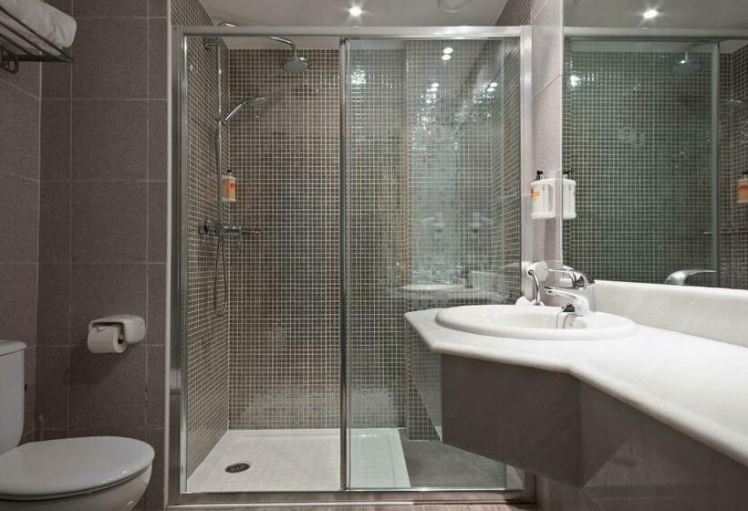 家庭间, Sol Pelicanos Ocas