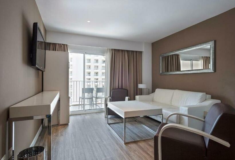 家庭间, Sol Pelicanos Ocas