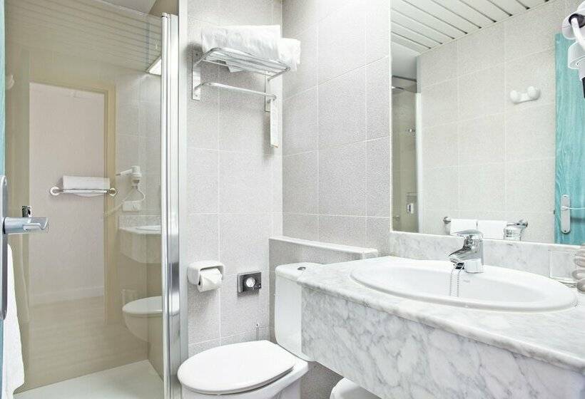 标准单人间, Sol Pelicanos Ocas