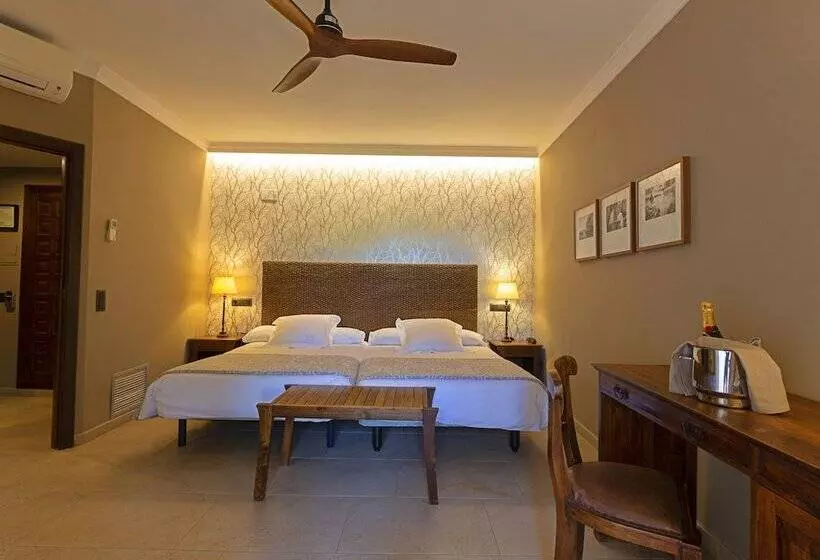 テラス付きスタンダードルーム, Swiss Moraira Hotel   Adults Only