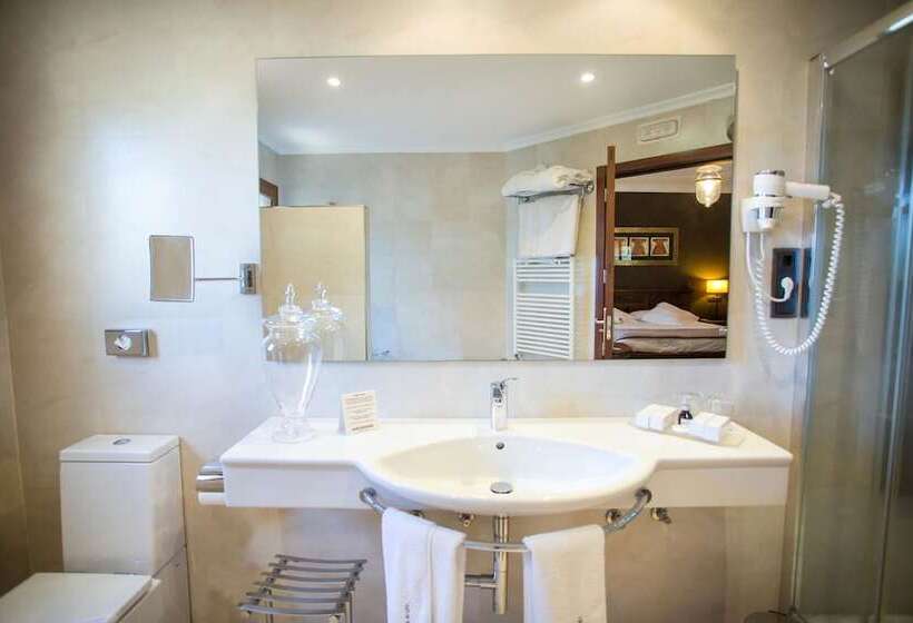 اتاق رمانتیک, Swiss Moraira  Adults Recommended