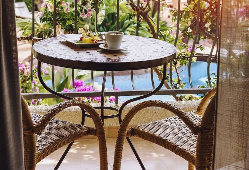 اتاق رمانتیک, Swiss Moraira  Adults Recommended