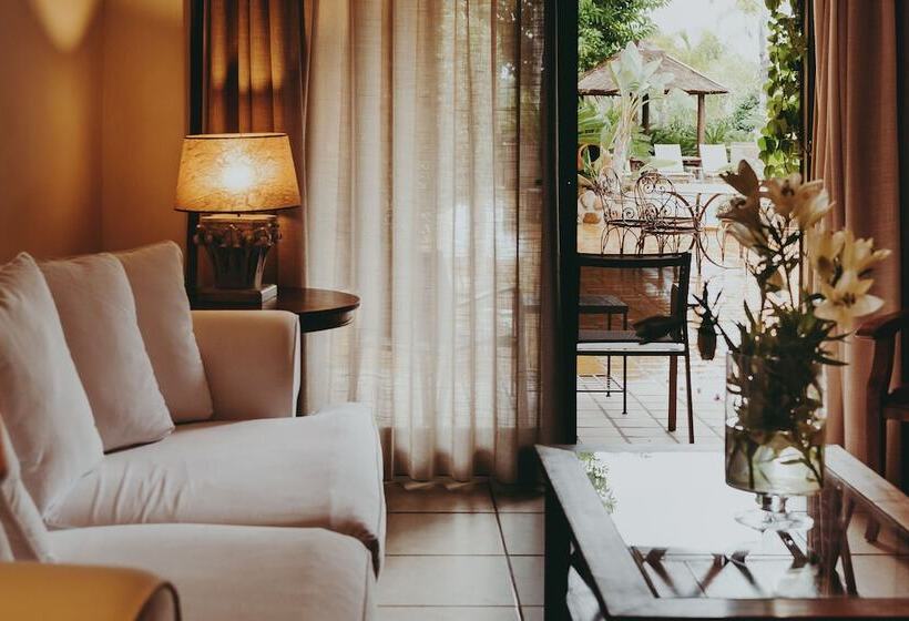 اتاق رمانتیک, Swiss Moraira  Adults Recommended