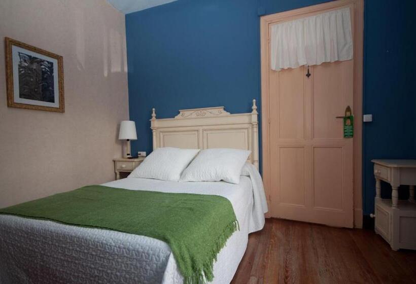 غرفة قياسية, Villa Miramar