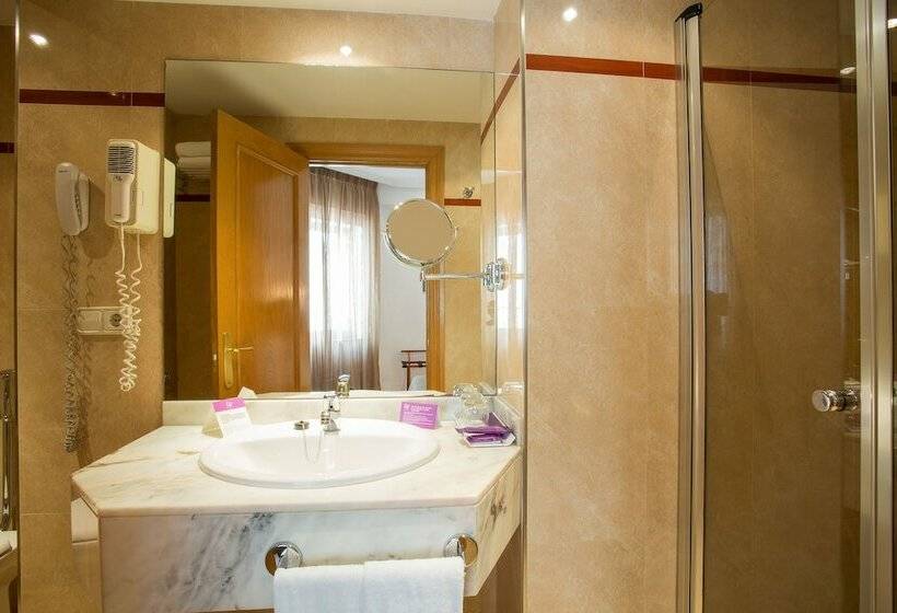 컴포트 룸, Zentral Ramiro I