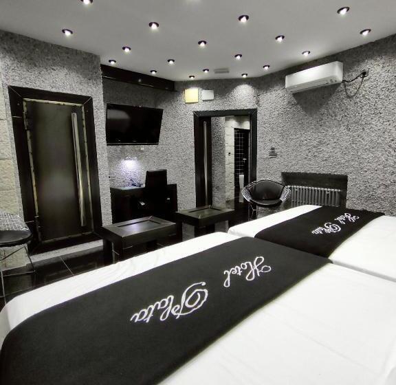 高级大房间, Plata