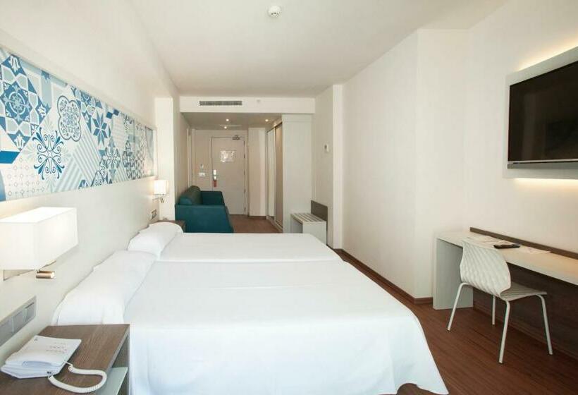Номер Стандарт Трехместный, Port Benidorm Hotel & Spa 4* Sup