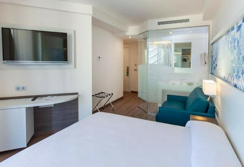 Номер Стандарт Трехместный, Port Benidorm Hotel & Spa 4* Sup