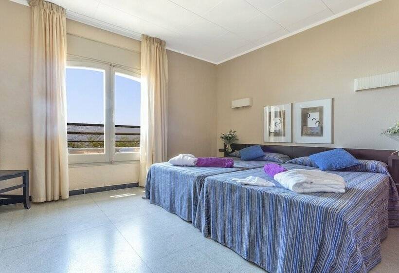 Quarto Triplo Estandar, Espanya Calella - 30º hotels