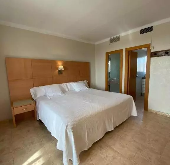 استودیوی استاندارد, Aparthotel Solifemar