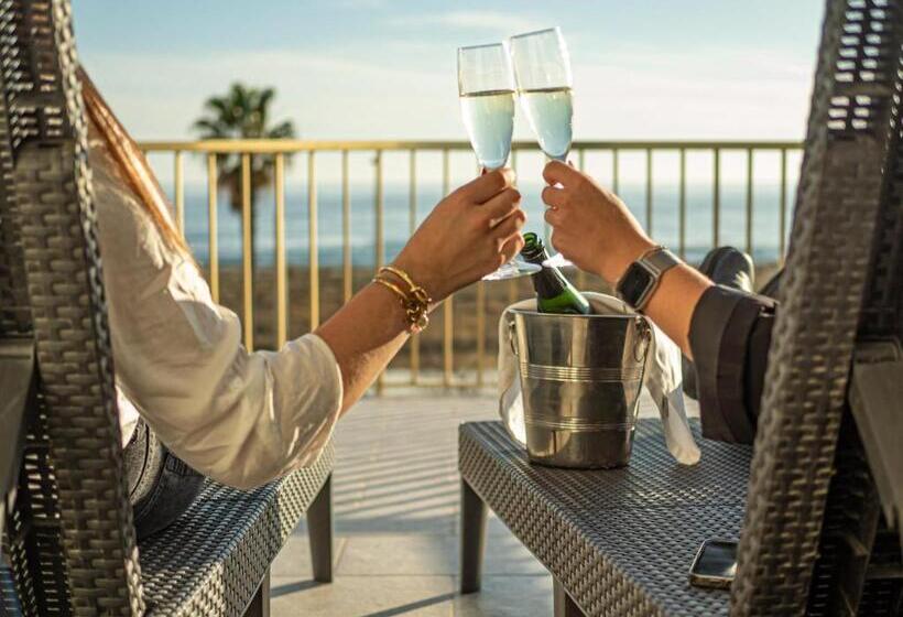 استودیوی استاندارد, Aparthotel Solifemar