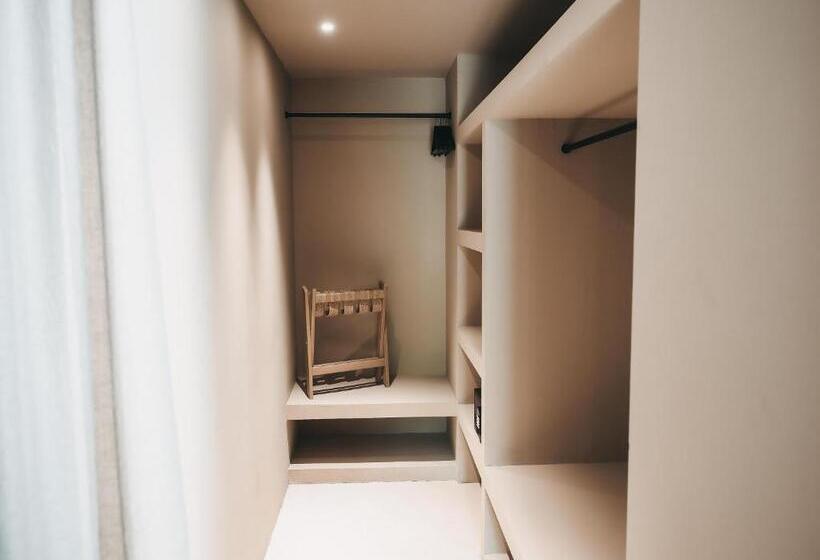 带按摩浴盆的套房, Barefoot Hotel Mallorca