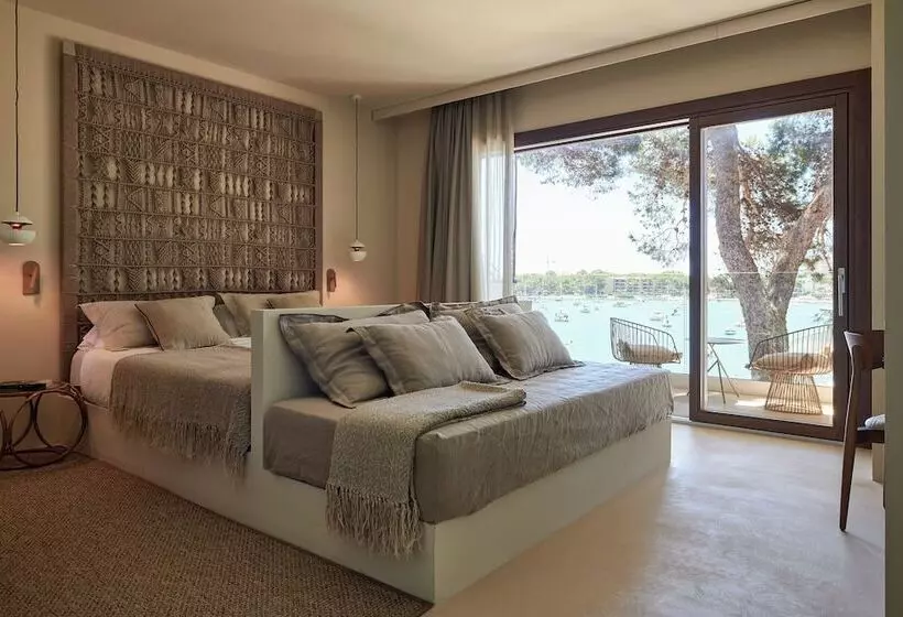 اتاق لوکس با بالکن و چشم‌انداز دریا, Barefoot Hotel Mallorca