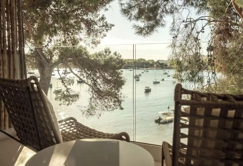 اتاق لوکس با بالکن و چشم‌انداز دریا, Barefoot Hotel Mallorca