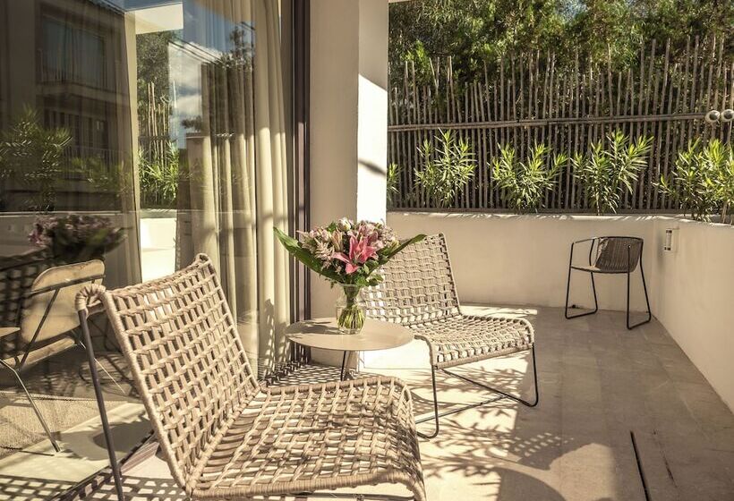 带按摩浴盆的套房, Barefoot Hotel Mallorca