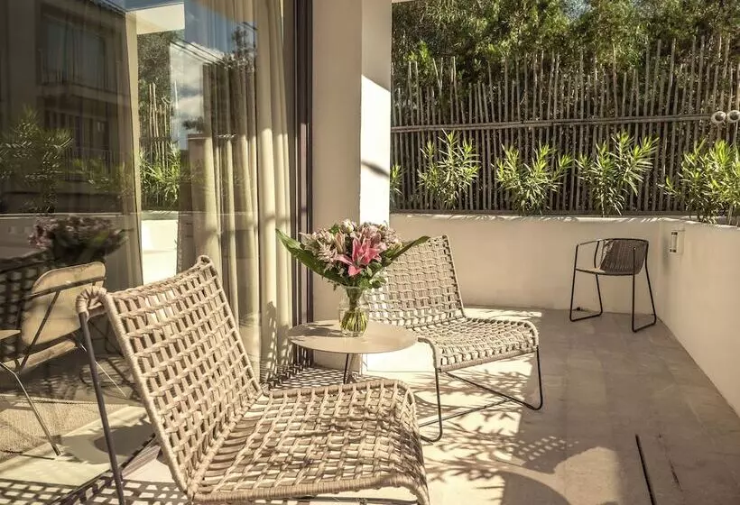 سوئیت با وان آب گرم, Barefoot Hotel Mallorca