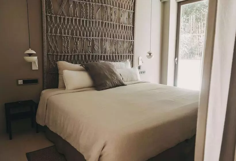 سوئیت با وان آب گرم, Barefoot Hotel Mallorca